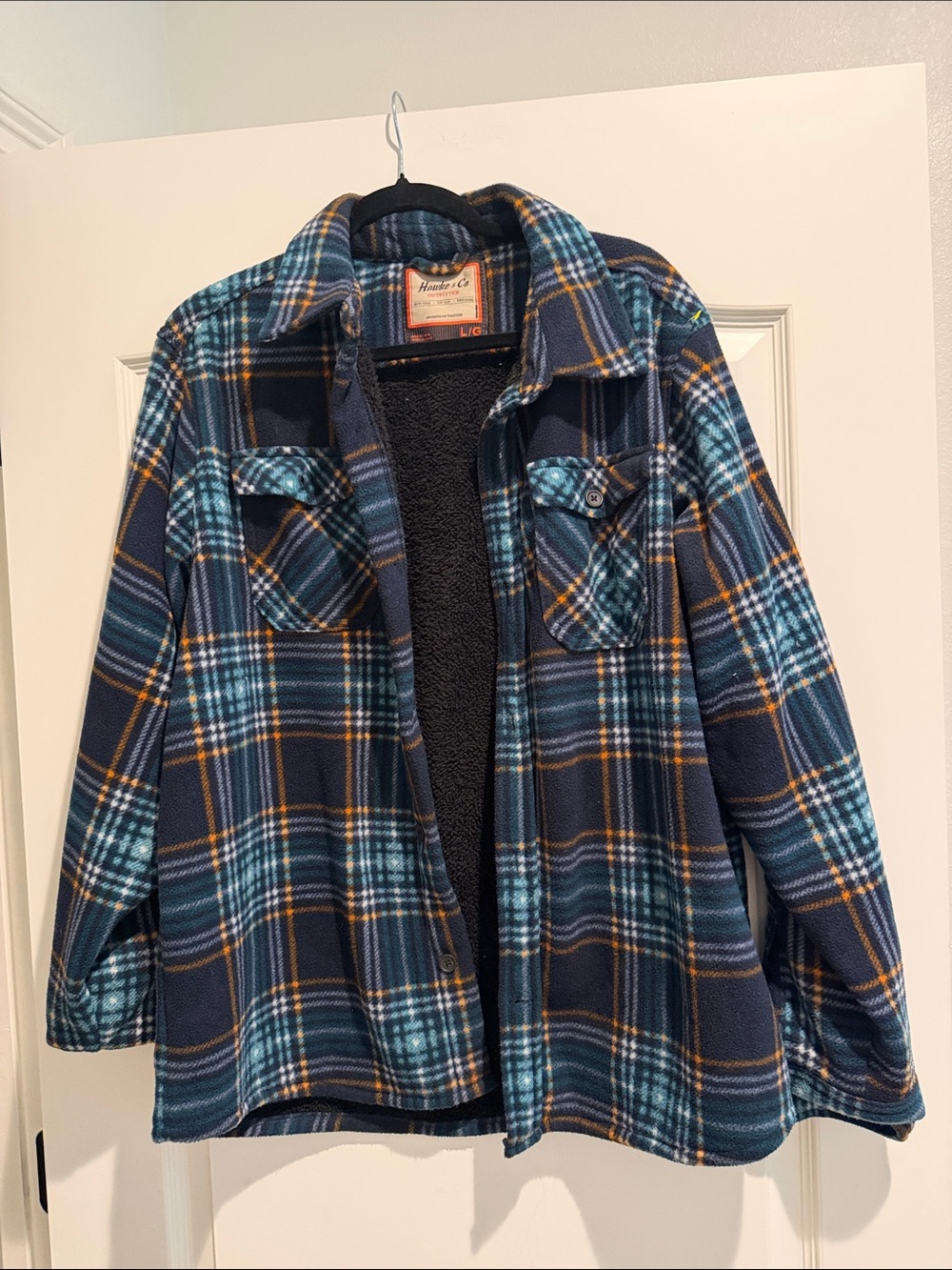 Plaid warm button up size large blue hawkee & co
